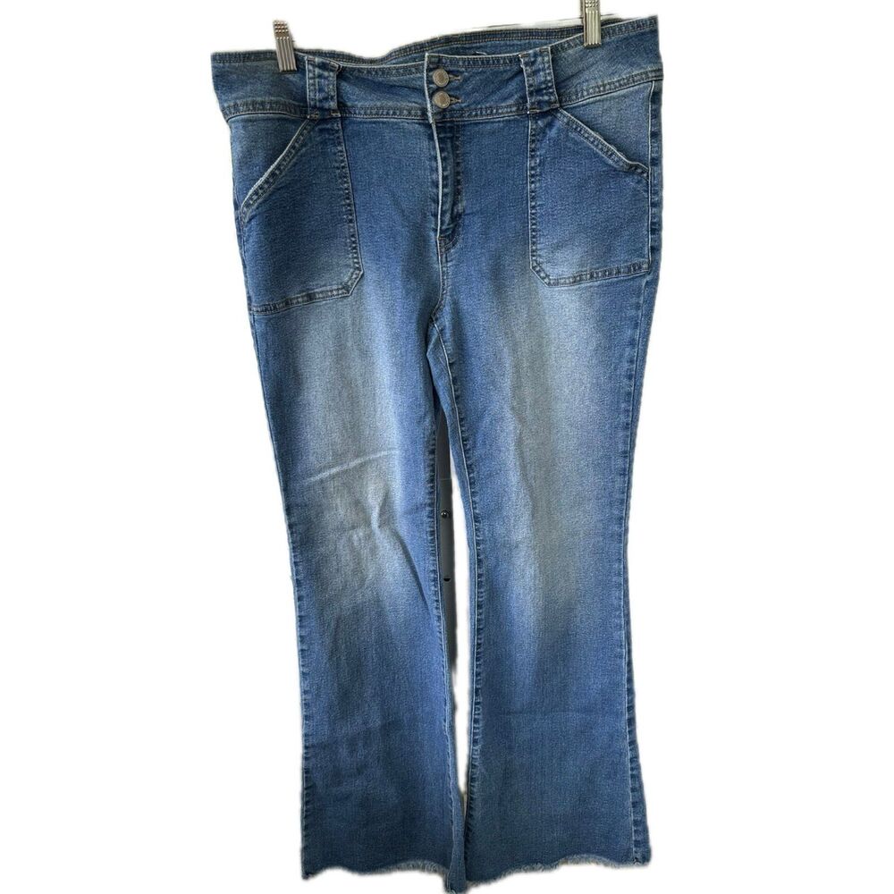 Indigo Rising High Rise Front Patch Pockets Flare Leg Raw Hem Denim Jeans 17/18
